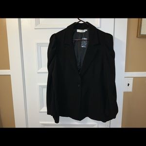 NEW ASTR woman’s black jacket.  Size 2X.